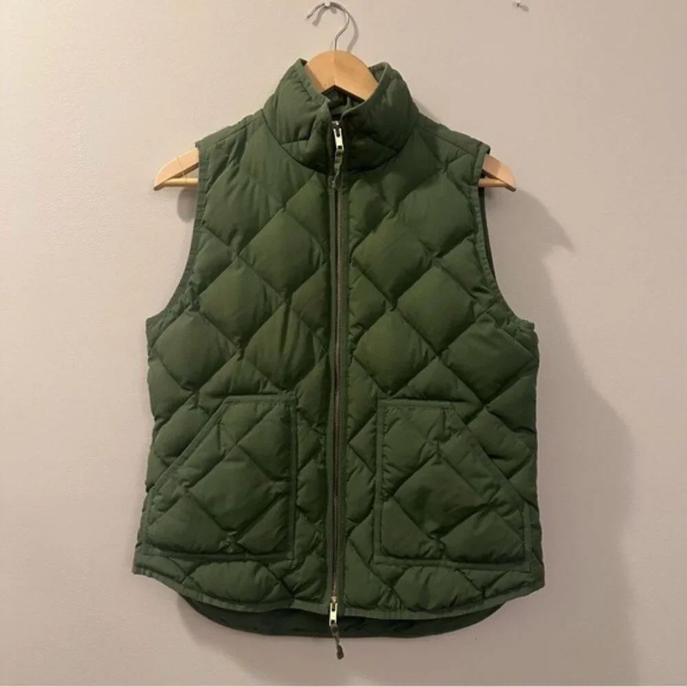 J.Crew Down Quilted Puffer Vest Olive Green Full Zip Women’s Small Cozy Layer - Picture 2 of 11